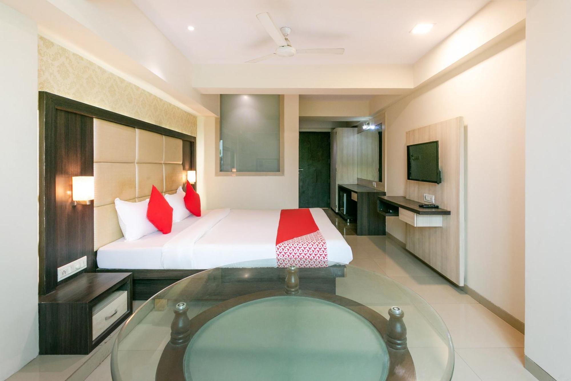 Collection O Hotel Pearl Residency Mumbai Exterior photo